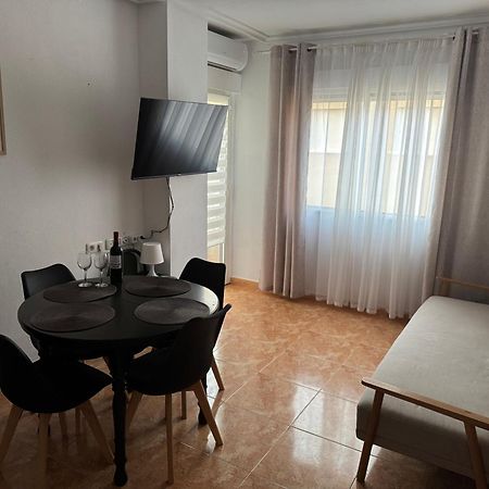 Almuden'S Green Apartment, High-Speed Free Wifi, 250M To Beach, The Center Of Torrevieja Dış mekan fotoğraf