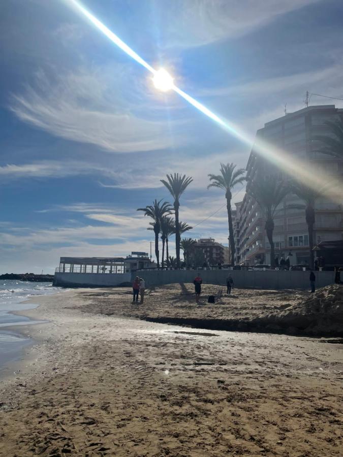 Almuden'S Green Apartment, High-Speed Free Wifi, 250M To Beach, The Center Of Torrevieja Dış mekan fotoğraf