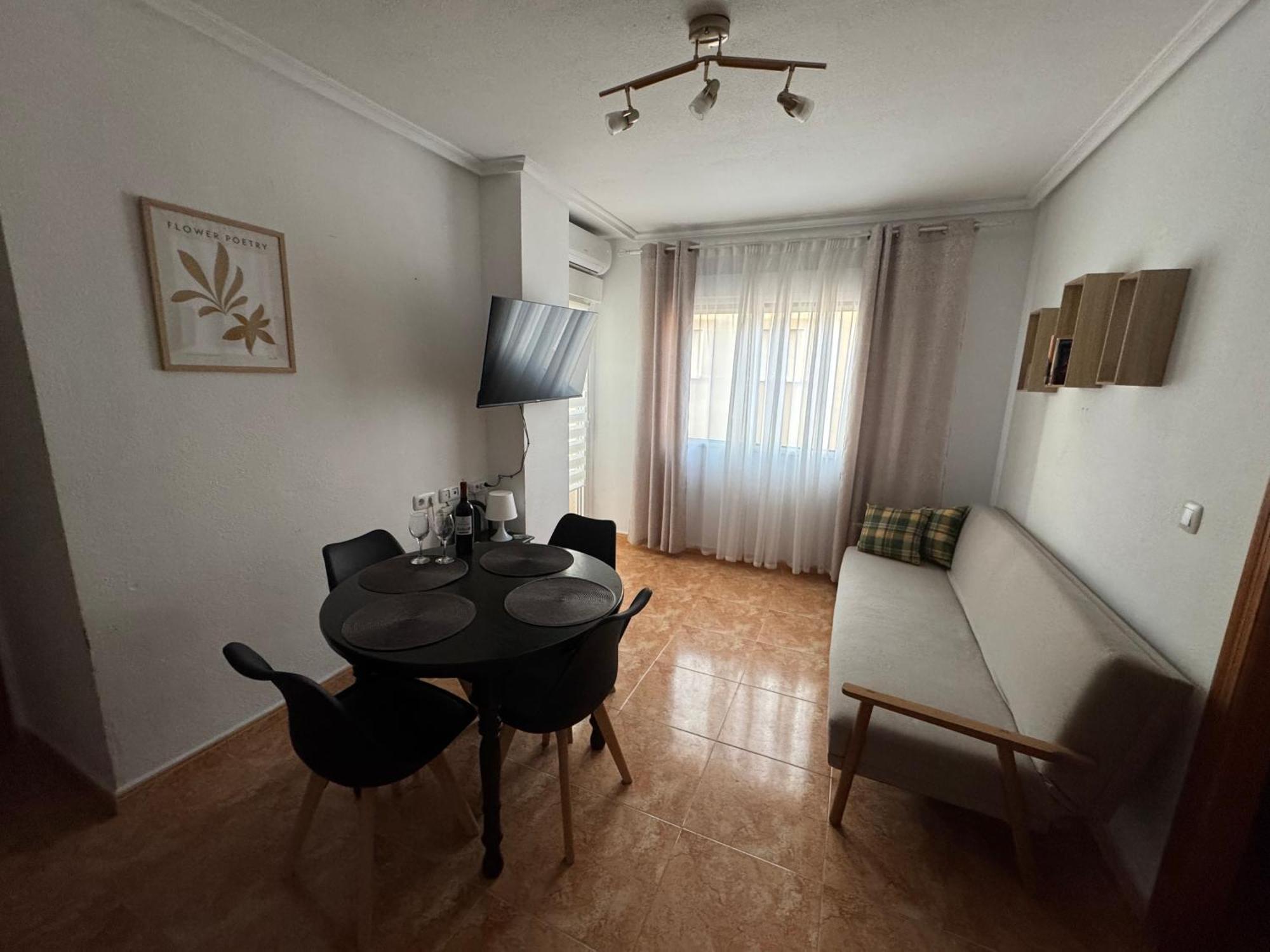 Almuden'S Green Apartment, High-Speed Free Wifi, 250M To Beach, The Center Of Torrevieja Dış mekan fotoğraf